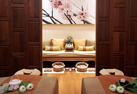 空港から車で5分！プールヴィラでぜいたくステイ！ビジネスクラス利用。往復送迎つき