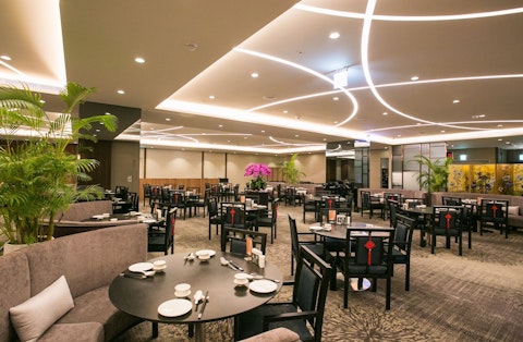 選べるかき氷クーポンつき!ビジネスクラス&往復送迎で4つ星ホテルの家族向けルーム滞在