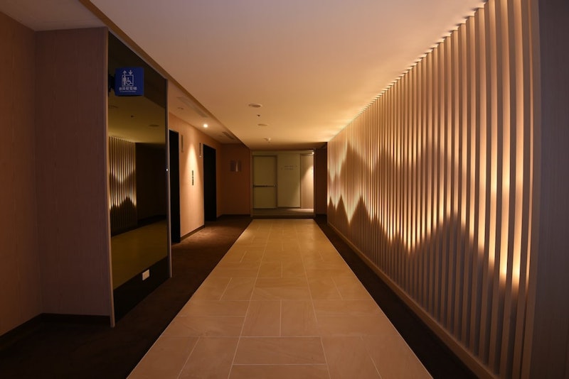 九份&饒河街夜市ツアーつき!ビジネスクラス&送迎つきで4つ星ホテルの家族ルームに滞在