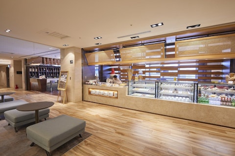 ファミリー旅行はコレ＆ジム併設の駅チカホテル泊。ビジネスクラス利用！往復送迎つき