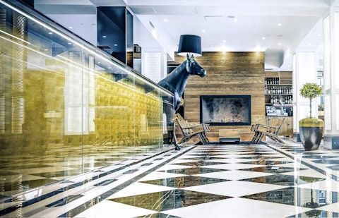 アールデコ様式で彩られた華やかなホテルでタイムスリップ気分を楽しむプラン