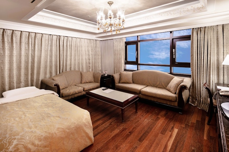 ビジネスクラスで行く！4人部屋のホテルに泊まる快適なソウル旅。金浦着で便利