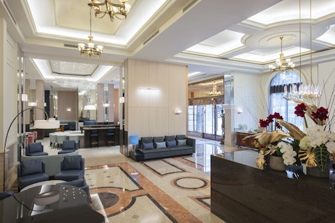 松江南京駅は歩いてすぐ！キッズルームやジム併設＆落ちつきあるインテリアのホテル泊