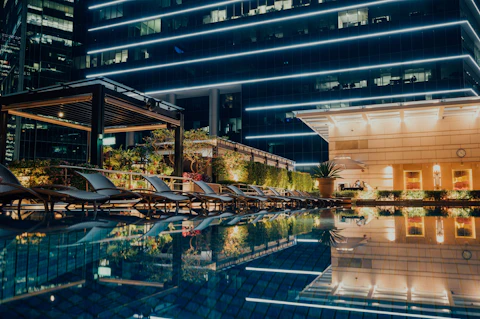 あこがれの5つ星ウォーターフロントホテル宿泊プラン！行きも帰りも機内泊