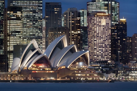 シドニーの美しい夜景をぞんぶんに堪能！立地ばつぐんの5つ星高級ホテルにステイ