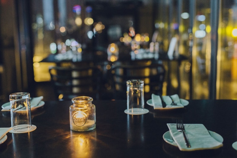 ライフスタイルショップ併設！モダンな内装のグループ向け4つ星ホテルに宿泊