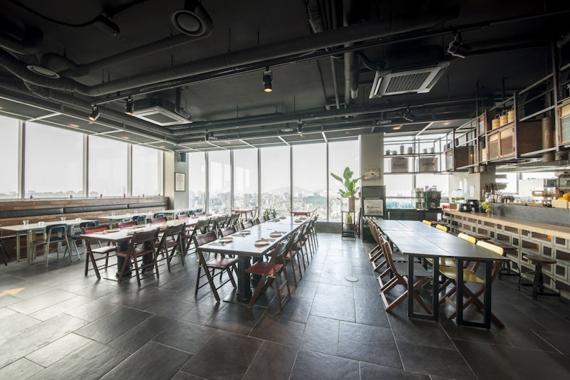 グループ旅行にぴったり！ワインショップが併設する4つ星ホテルで大人なソウル旅