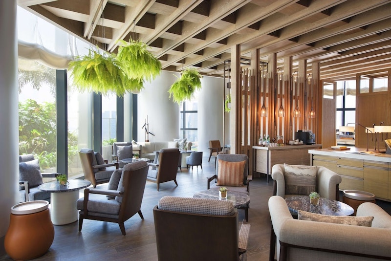 絶景プールが自慢！こだわりのデザインが魅力の5つ星ホテルにステイ。JAL利用