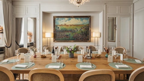 モンサンミッシェル観光つき！邸宅を改装した5つ星ホテルで優雅旅。ビジネスクラス利用