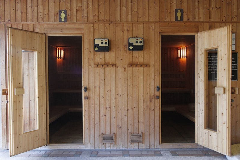 アユタヤ遺跡観光つき!活気あふれるナナ地区のホテルに宿泊。ビジネスクラス利用