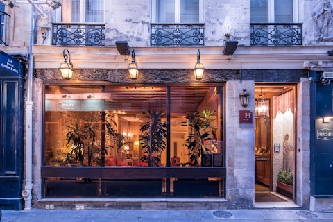 木骨造りや石造のデザインが特徴！サンジェルマン地区のクラシックなホテルに宿泊