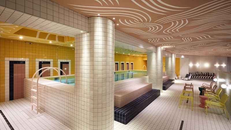 ルーフトップテラスから大浴場まで完備したおしゃれなホテルにステイ！ビジネスクラス利用