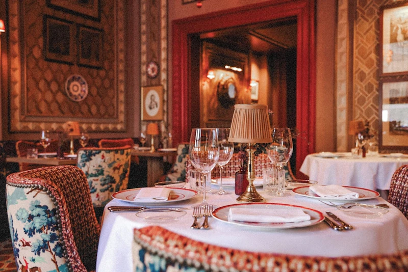 ロンドン自然史博物館はすぐ！ヴィクトリア朝時代の雰囲気を味わえるホテルにステイ