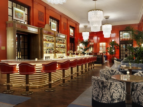 ホテルは駅近＆大英博物館徒歩圏内！コッツウォルズ1日観光つき。ビジネスクラス利用
