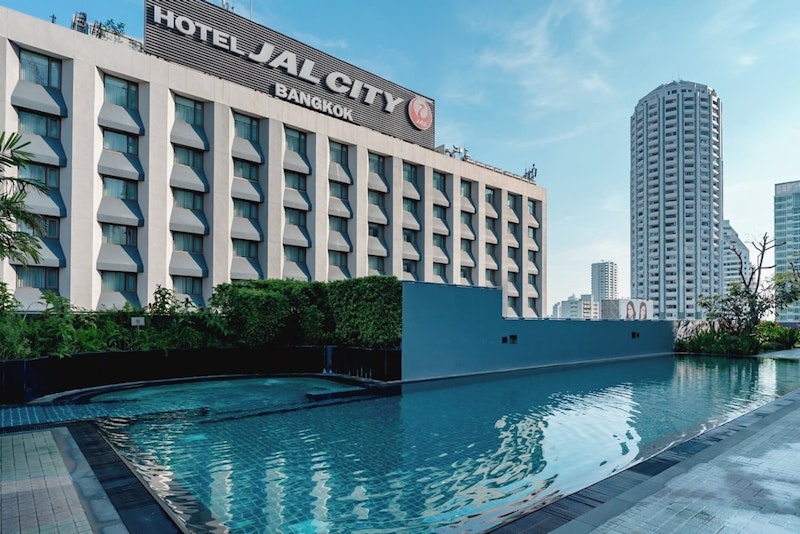 チャオプラヤー川ディナークルーズつき！好立地な日系ホテルにステイ。ビジネスクラス利用