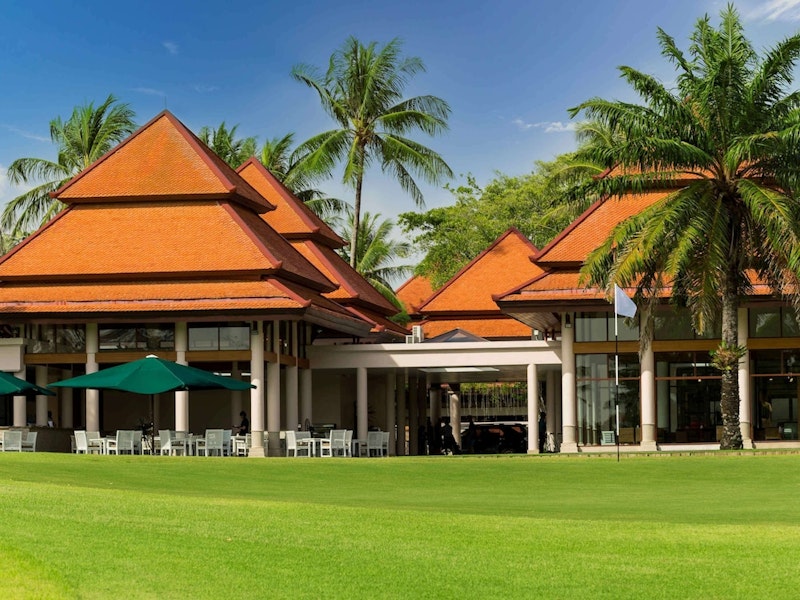 専用プールでリラックス！豪華ヴィラで至福のひとときを。往復送迎つき