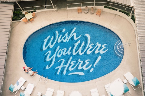 ビーチはすぐそば!ロイヤルハワイアンセンターやビーチが徒歩圏内のホテルにステイ