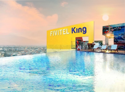 先着100組！SALE価格🎍 ビーチまで徒歩5分！モダンなビーチリゾートに宿泊。連泊特典つき