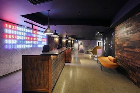 日本式の居酒屋を併設!モダンなデザインの5つ星ブティックホテル宿泊プラン