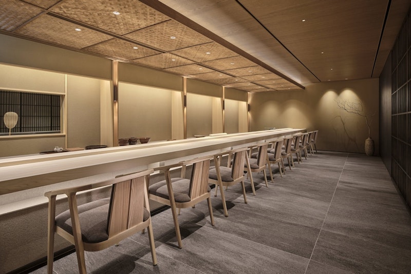 グループ旅行にもおすすめ！人気モールに隣接。ぜいたくホテルに泊まって江南の絶景を堪能