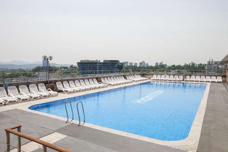 梨泰院駅はすぐ目の前!サウナ併設&ショッピングセンター内にあるホテルで快適ステイ