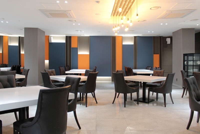 歴史あるショッピングセンター内の便利なホテルに宿泊！梨泰院駅がすぐ近くの好立地