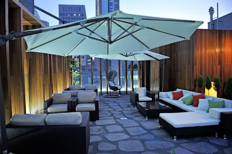 おしゃれな江南エリアのシックなホテルにステイ！駅三駅から徒歩5分の立地も魅力