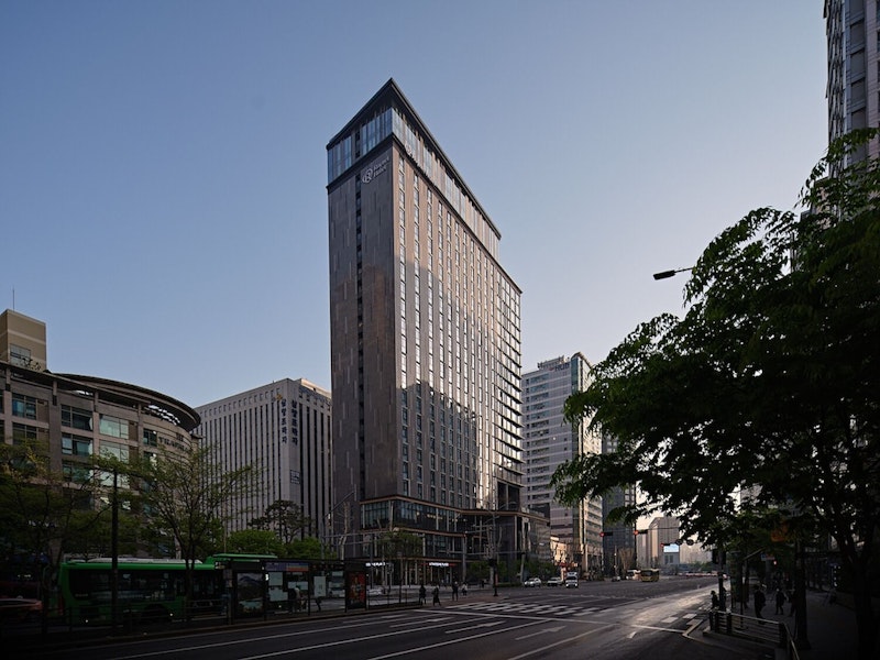 4日前まで予約OK！伝統的な朝食を味わえるレストラン併設のホテル宿泊。金浦着で便利