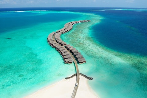 人気のオールインクルーシブ型!5つ星リゾートのラグーン水上ヴィラで極上のステイ