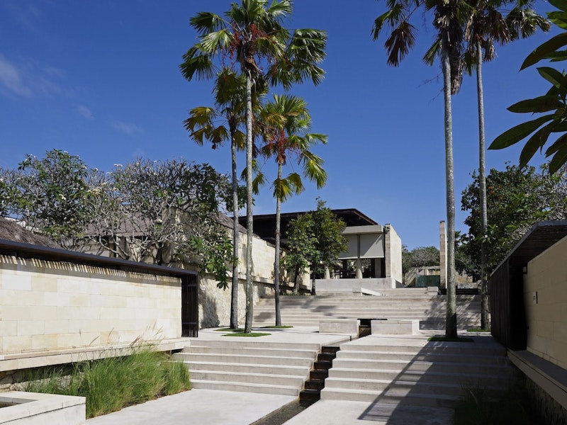 ヌサドゥアの人気ヴィラで癒やしの休日！上質な5つ星リゾートでぜいたくバリステイ