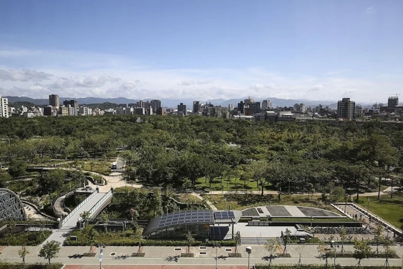 台北101チケットつき！大安森林公園が目の前に広がるホテルにステイ。ベッド2台確約