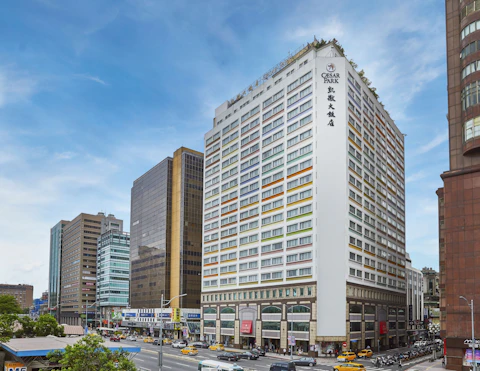 SALE価格 5/9(土)販売スタート🎊台北駅直結ホテルの家族にうれしい部屋にステイ。台北を遊びつくそう。帰りは午後出発
