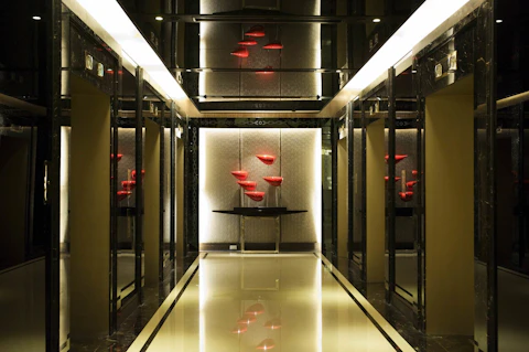 台北駅の真向かいに位置する絶好のロケーションが自慢の4つ星ホテルにステイ