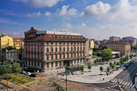 極上スパなど施設充実!歴史ある邸宅内にあるエレガントな5つ星ホテルでぜいたく旅