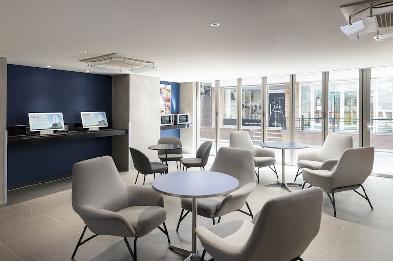 明洞通りは徒歩圏内！2024年オープン＆コインランドリーやジム併設の好立地ホテル泊