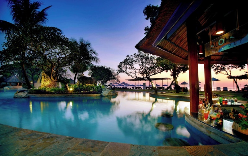 バリ様式の建築を取り入れたデザイン！癒やしの設備が充実する5つ星ホテル滞在