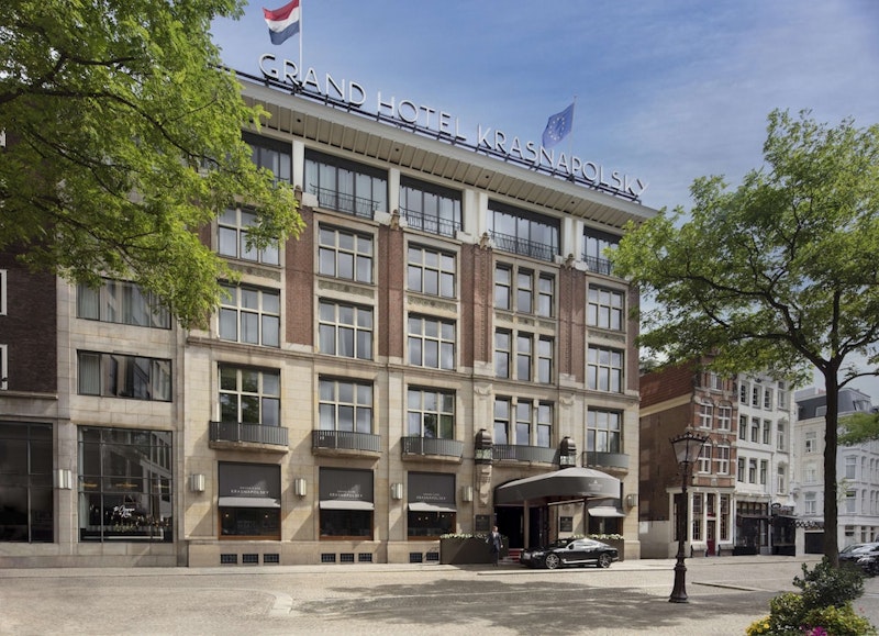 ダム広場とアムステルダム中央駅に近い好立地！歴史ある5つ星ホテルに優雅なステイ