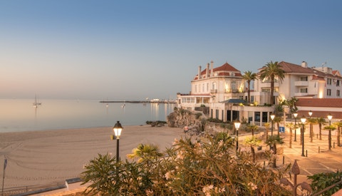 海沿いに建つロマンチックなブティックホテルに宿泊。景色を堪能するリスボン旅へ！