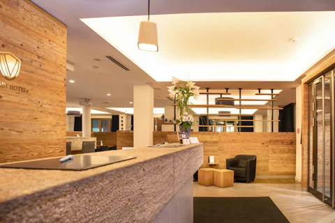 ミュンヘンの魅力をたっぷり満喫できる駅チカの好立地！スタイリッシュなホテル泊