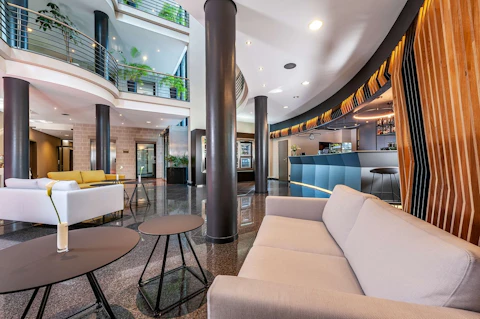 最寄駅は徒歩3分！アクティブにミュンヘンを満喫できるモダンなホテルにステイ