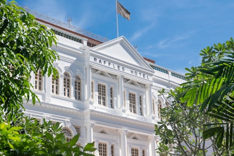 バトラーサービスがついた老舗ラグジュアリーホテルで至福のシンガポールステイを満喫！