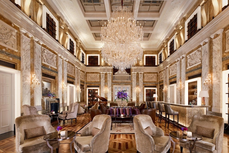 国立歌劇場は歩いてすぐ！宮殿を改装した豪華5つ星ホテルで至極のウィーンステイ