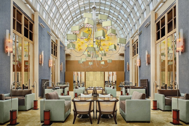 美食や癒やしを堪能！マリーナエリアの5つ星ホテルでワンランク上のステイ。JAL利用