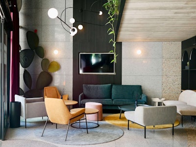 美しいビーチはすぐそば!地中海らしさを感じられるモダンなホテルで快適なマルタステイ