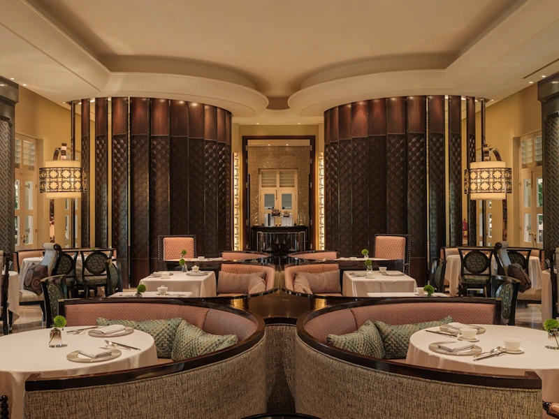 ダイニングやウェルネス施設が充実！緑ゆたかな自然にかこまれた5つ星ホテルにステイ