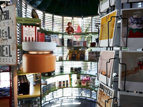 観光の拠点にぴったりな駅チカ!おしゃれな4つ星ホテルで充実旅。ビジネスクラス利用