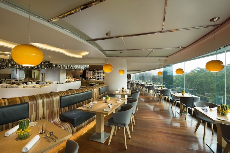 KLセントラル駅すぐ隣の便利な立地！豪華なダイニング施設がそろった5つ星ホテル泊