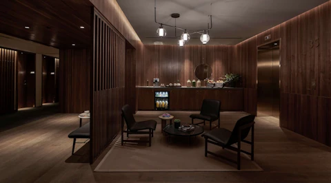 高級住宅地区の5つ星ホテル泊で優雅な旅を!ビジネスクラス利用