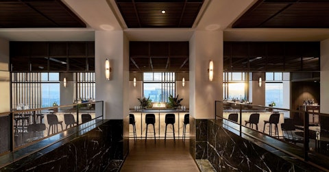 KLセントラルに好アクセス！41階の天空ロビーから絶景を楽しむ5つ星ホテルステイ！