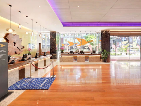 アンパンパーク駅が徒歩圏内！屋外プールつき4つ星ホテルに滞在